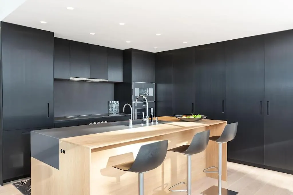 The Sunset Beach Condo Vancouver 0*,